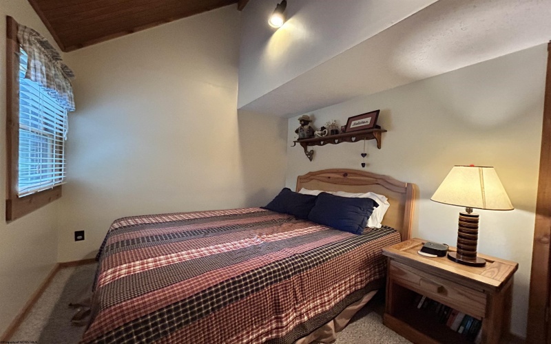 74 Lodge Drive, Davis, West Virginia 26260, 2 Bedrooms Bedrooms, 4 Rooms Rooms,1 BathroomBathrooms,Single Family Detached,For Sale,Lodge,0,10165966