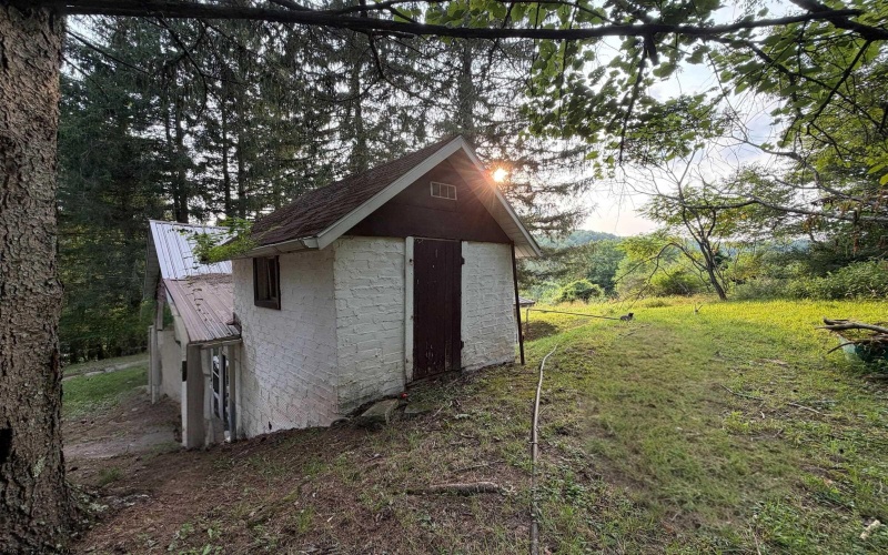 65 Sagebrush Road, Buckhannon, West Virginia 26201, 1 Bedroom Bedrooms, 5 Rooms Rooms,1 BathroomBathrooms,Single Family Detached,For Sale,Sagebrush,0,10165962