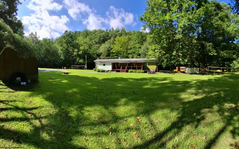 2005 Cleveland Road, Hacker Valley, West Virginia 26222, 3 Bedrooms Bedrooms, 6 Rooms Rooms,1 BathroomBathrooms,Single Family Detached,For Sale,Cleveland,0,10165965