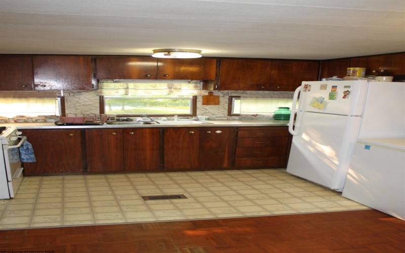 2005 Cleveland Road, Hacker Valley, West Virginia 26222, 3 Bedrooms Bedrooms, 6 Rooms Rooms,1 BathroomBathrooms,Single Family Detached,For Sale,Cleveland,0,10165965