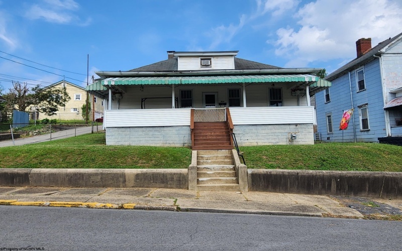 204 Duncan Avenue, Clarksburg, West Virginia 26301, 3 Bedrooms Bedrooms, 8 Rooms Rooms,1 BathroomBathrooms,Single Family Detached,For Sale,Duncan,0,10165975 204 Duncan Avenue, Clarksburg, West Virginia 26301, 3 Bedrooms Bedrooms, 8 Rooms Rooms,1 BathroomBathrooms,Single Family Detached,For Sale,Duncan,0,10165975