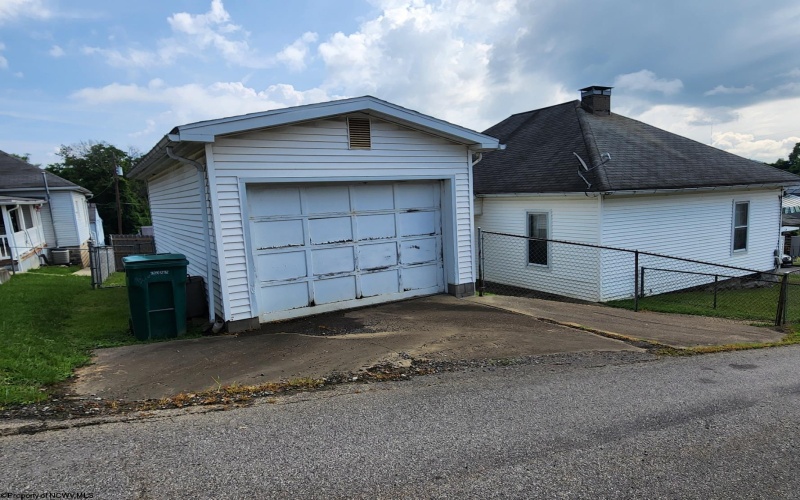 204 Duncan Avenue, Clarksburg, West Virginia 26301, 3 Bedrooms Bedrooms, 8 Rooms Rooms,1 BathroomBathrooms,Single Family Detached,For Sale,Duncan,0,10165975 204 Duncan Avenue, Clarksburg, West Virginia 26301, 3 Bedrooms Bedrooms, 8 Rooms Rooms,1 BathroomBathrooms,Single Family Detached,For Sale,Duncan,0,10165975