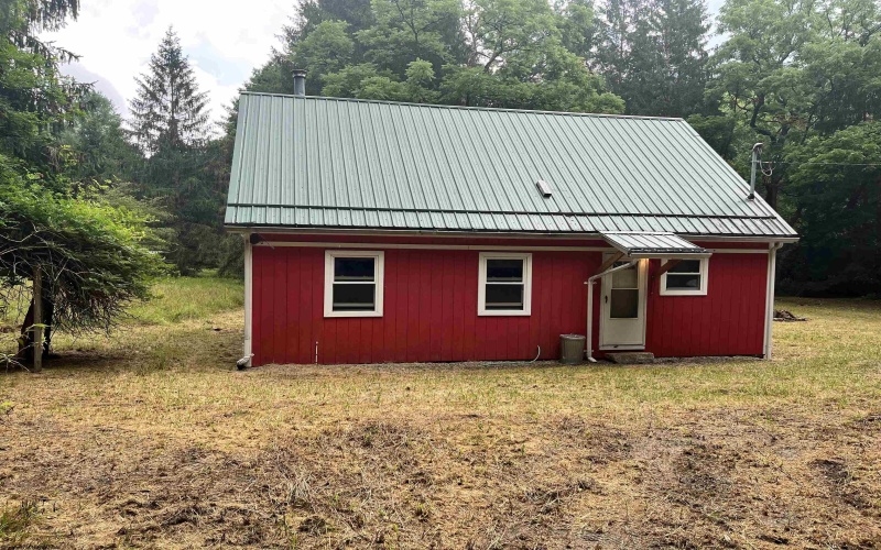 1735 Heavner Grove Road, Buckhannon, West Virginia 26201, 2 Bedrooms Bedrooms, 4 Rooms Rooms,1 BathroomBathrooms,Single Family Detached,For Sale,Heavner Grove,0,10165980