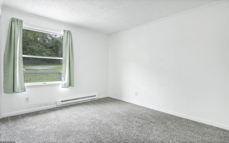 62 Fifth Street, Westover, West Virginia 26501, 3 Bedrooms Bedrooms, 6 Rooms Rooms,1 BathroomBathrooms,Single Family Detached,For Sale,Fifth,0,10165979