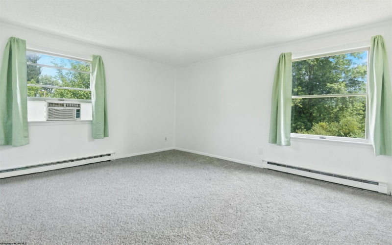 62 Fifth Street, Westover, West Virginia 26501, 3 Bedrooms Bedrooms, 6 Rooms Rooms,1 BathroomBathrooms,Single Family Detached,For Sale,Fifth,0,10165979