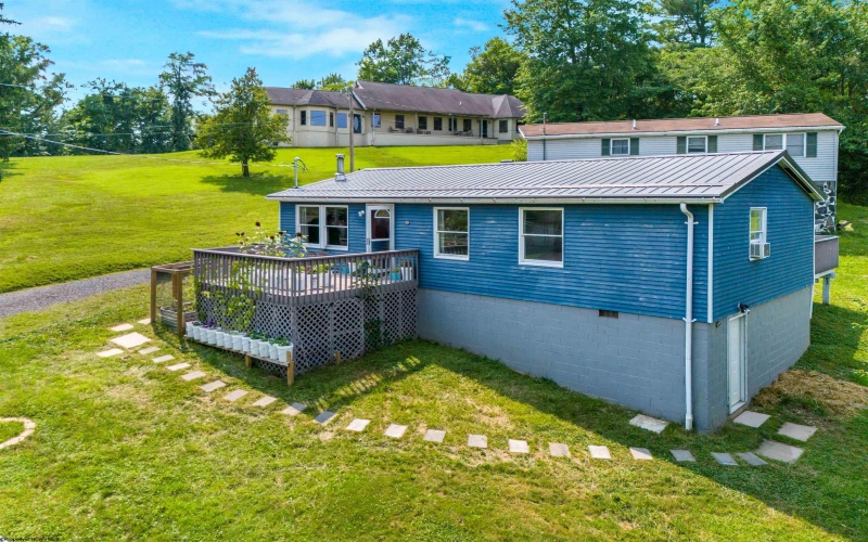 62 Fifth Street, Westover, West Virginia 26501, 3 Bedrooms Bedrooms, 6 Rooms Rooms,1 BathroomBathrooms,Single Family Detached,For Sale,Fifth,0,10165979