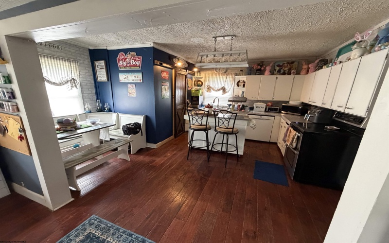 116 Union Street, Huttonsville, West Virginia 26273, 4 Bedrooms Bedrooms, 9 Rooms Rooms,2 BathroomsBathrooms,Single Family Detached,For Sale,Union,0,10166001 116 Union Street, Huttonsville, West Virginia 26273, 4 Bedrooms Bedrooms, 9 Rooms Rooms,2 BathroomsBathrooms,Single Family Detached,For Sale,Union,0,10166001