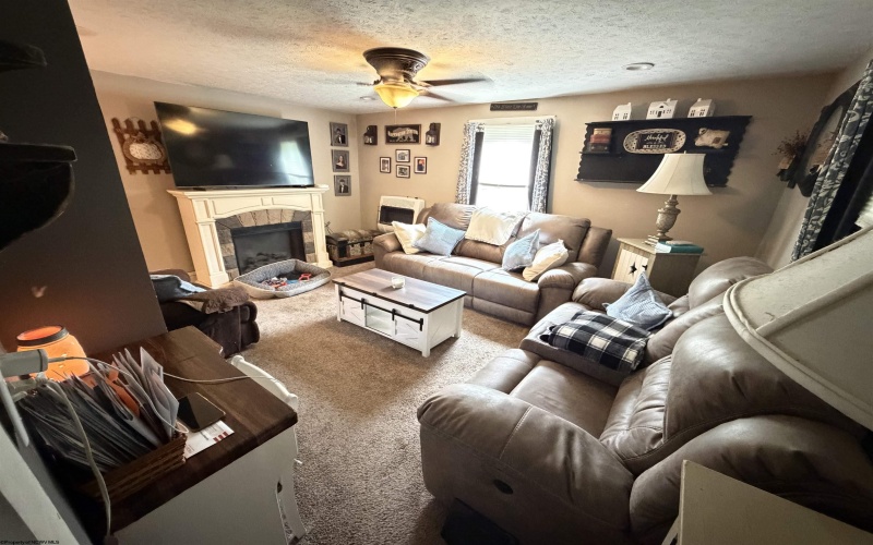 116 Union Street, Huttonsville, West Virginia 26273, 4 Bedrooms Bedrooms, 9 Rooms Rooms,2 BathroomsBathrooms,Single Family Detached,For Sale,Union,0,10166001 116 Union Street, Huttonsville, West Virginia 26273, 4 Bedrooms Bedrooms, 9 Rooms Rooms,2 BathroomsBathrooms,Single Family Detached,For Sale,Union,0,10166001