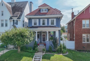 517 Stanley Avenue, Clarksburg, West Virginia 26301, 3 Bedrooms Bedrooms, 9 Rooms Rooms,3 BathroomsBathrooms,Single Family Detached,For Sale,Stanley,0,10165983