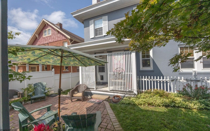 517 Stanley Avenue, Clarksburg, West Virginia 26301, 3 Bedrooms Bedrooms, 9 Rooms Rooms,3 BathroomsBathrooms,Single Family Detached,For Sale,Stanley,0,10165983 517 Stanley Avenue, Clarksburg, West Virginia 26301, 3 Bedrooms Bedrooms, 9 Rooms Rooms,3 BathroomsBathrooms,Single Family Detached,For Sale,Stanley,0,10165983