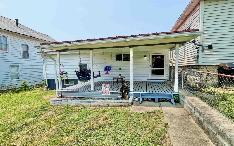1229 15th Street, Clarksburg, West Virginia 26301, 2 Bedrooms Bedrooms, 6 Rooms Rooms,1 BathroomBathrooms,Single Family Detached,For Sale,15th,0,10165984 1229 15th Street, Clarksburg, West Virginia 26301, 2 Bedrooms Bedrooms, 6 Rooms Rooms,1 BathroomBathrooms,Single Family Detached,For Sale,15th,0,10165984