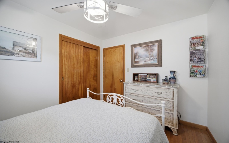 15 Columbia Road, Shinnston, West Virginia 26431, 3 Bedrooms Bedrooms, 6 Rooms Rooms,2 BathroomsBathrooms,Single Family Detached,For Sale,Columbia,0,10165987