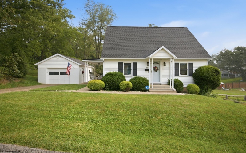 122 Smith Street, Bridgeport, West Virginia 26330, 3 Bedrooms Bedrooms, 6 Rooms Rooms,2 BathroomsBathrooms,Single Family Detached,For Sale,Smith,0,10165981 122 Smith Street, Bridgeport, West Virginia 26330, 3 Bedrooms Bedrooms, 6 Rooms Rooms,2 BathroomsBathrooms,Single Family Detached,For Sale,Smith,0,10165981