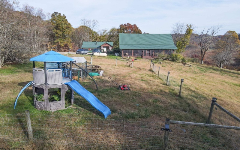 302 Smokey Mountain Road, Lost Creek, West Virginia 26385, 3 Bedrooms Bedrooms, 7 Rooms Rooms,1 BathroomBathrooms,Single Family Detached,For Sale,Smokey Mountain,0,10163026 302 Smokey Mountain Road, Lost Creek, West Virginia 26385, 3 Bedrooms Bedrooms, 7 Rooms Rooms,1 BathroomBathrooms,Single Family Detached,For Sale,Smokey Mountain,0,10163026