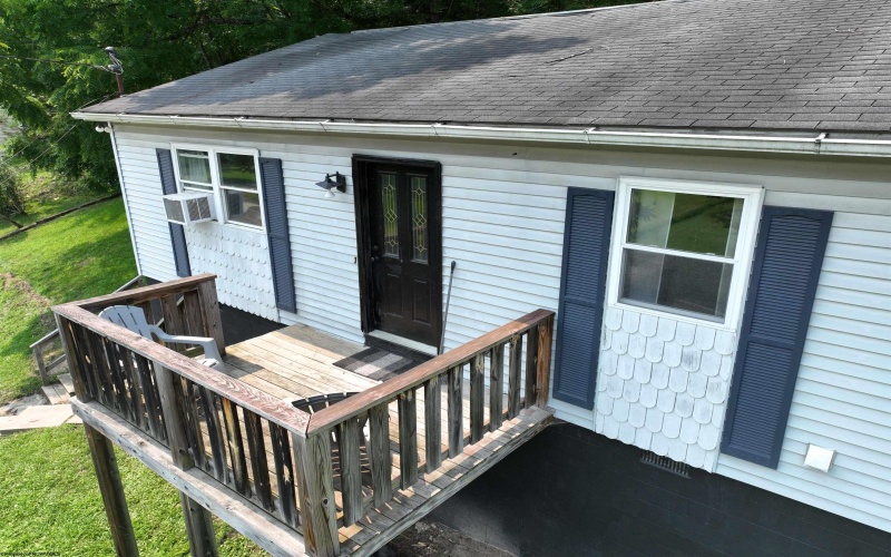 815 Laurel Drive, Mannington, West Virginia 26582, 3 Bedrooms Bedrooms, 8 Rooms Rooms,1 BathroomBathrooms,Single Family Detached,For Sale,Laurel,0,10165985
