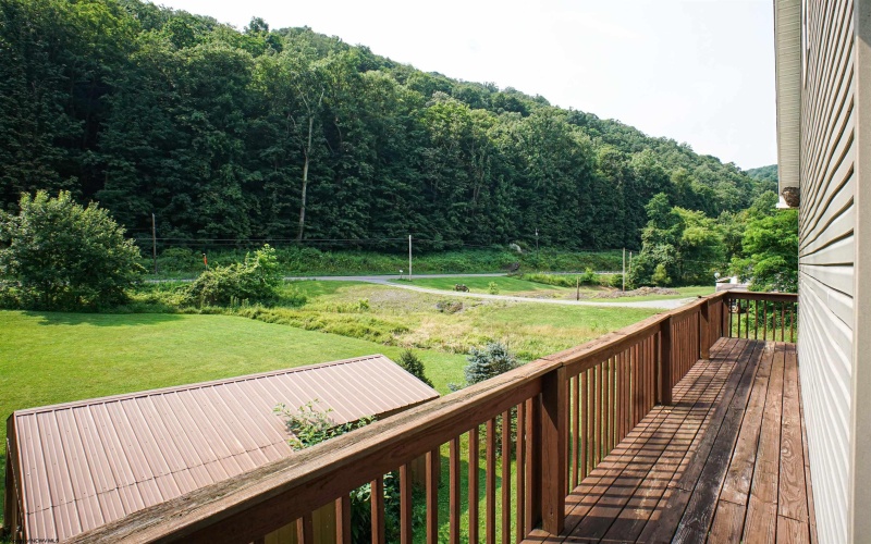 14815 George Washington Highway, Rowlesburg, West Virginia 26425, 3 Bedrooms Bedrooms, 6 Rooms Rooms,2 BathroomsBathrooms,Single Family Detached,For Sale,George Washington,0,10165993