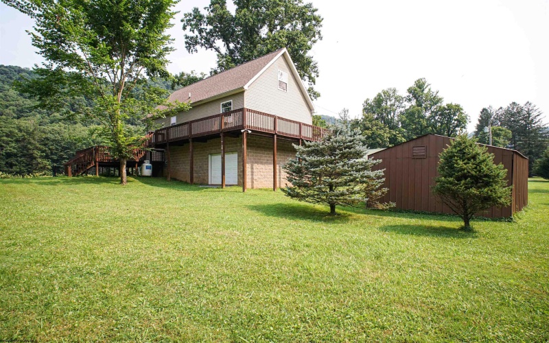 14815 George Washington Highway, Rowlesburg, West Virginia 26425, 3 Bedrooms Bedrooms, 6 Rooms Rooms,2 BathroomsBathrooms,Single Family Detached,For Sale,George Washington,0,10165993
