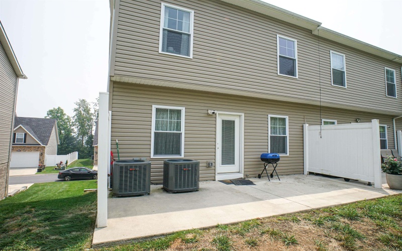 2072 Mountain Ash Lane, Morgantown, West Virginia 26501, 3 Bedrooms Bedrooms, 7 Rooms Rooms,2 BathroomsBathrooms,Single Family Attached,For Sale,Mountain Ash,0,10166009