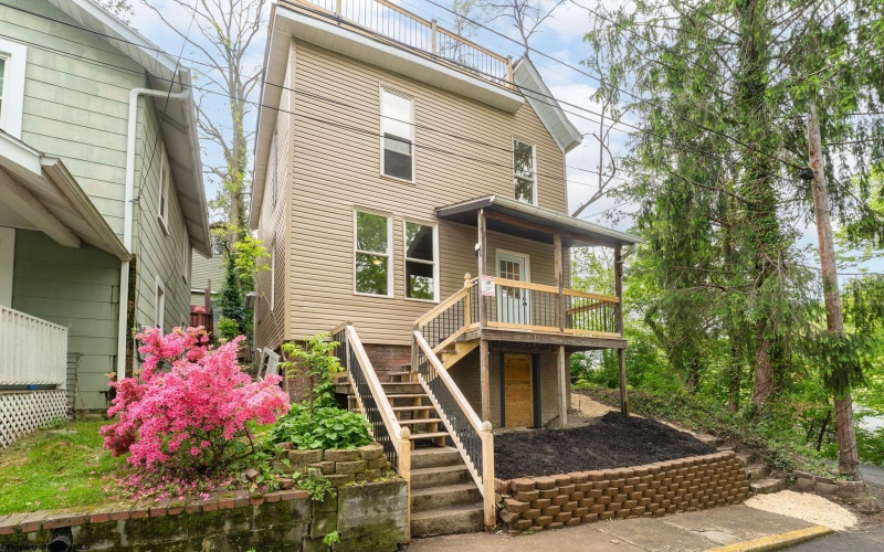 44 Edgehill Street, Morgantown, West Virginia 26501, 3 Bedrooms Bedrooms, 6 Rooms Rooms,2 BathroomsBathrooms,Residential Rentals,For Rent,Edgehill,0,10166006 44 Edgehill Street, Morgantown, West Virginia 26501, 3 Bedrooms Bedrooms, 6 Rooms Rooms,2 BathroomsBathrooms,Residential Rentals,For Rent,Edgehill,0,10166006