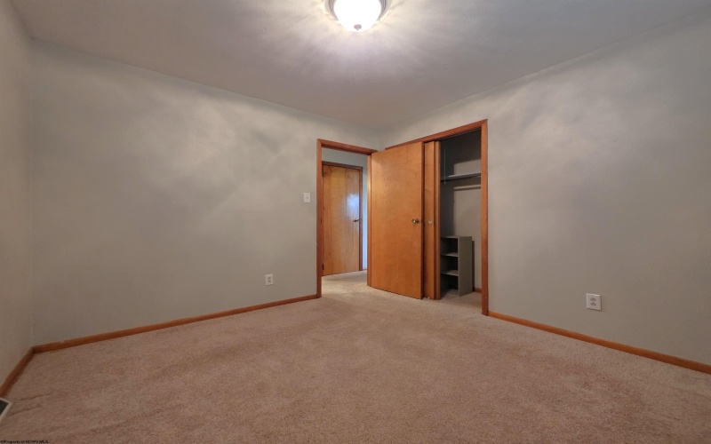3322 Fairmont Avenue, Fairmont, West Virginia 26554, 3 Bedrooms Bedrooms, 6 Rooms Rooms,1 BathroomBathrooms,Single Family Detached,For Sale,Fairmont,0,10166010