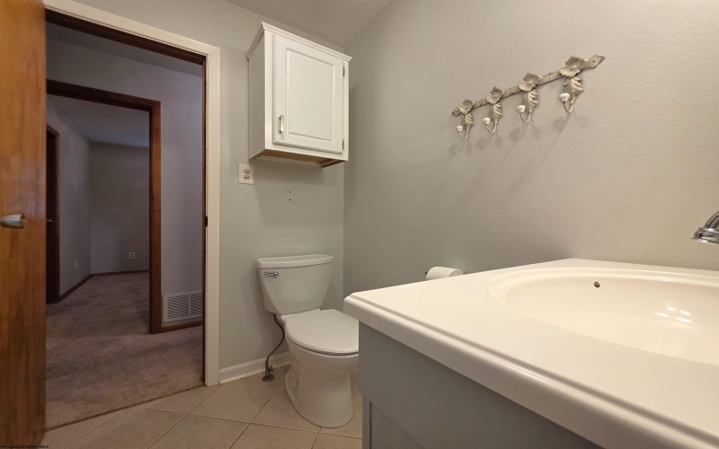 3322 Fairmont Avenue, Fairmont, West Virginia 26554, 3 Bedrooms Bedrooms, 6 Rooms Rooms,1 BathroomBathrooms,Single Family Detached,For Sale,Fairmont,0,10166010