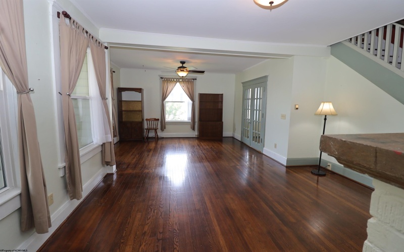 121 Earle Street, Elkins, West Virginia 26241, 3 Bedrooms Bedrooms, 8 Rooms Rooms,3 BathroomsBathrooms,Single Family Detached,For Sale,Earle,0,10166002