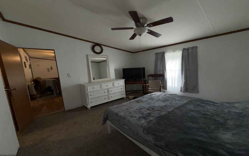 1704 Holly River Road, Webster Springs, West Virginia 26288, 3 Bedrooms Bedrooms, 6 Rooms Rooms,2 BathroomsBathrooms,Single Family Detached,For Sale,Holly River,0,10166015