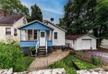 646 Hayes Street, Morgantown, West Virginia 26501, 2 Bedrooms Bedrooms, 6 Rooms Rooms,1 BathroomBathrooms,Single Family Detached,For Sale,Hayes,0,10166021