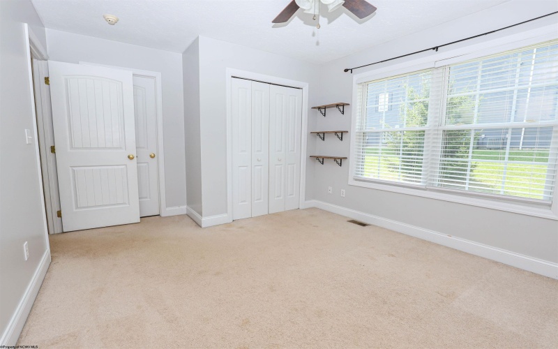 1010 Canyon Drive, Morgantown, West Virginia 26508, 2 Bedrooms Bedrooms, 5 Rooms Rooms,2 BathroomsBathrooms,Single Family Attached,For Sale,Canyon,0,10166017