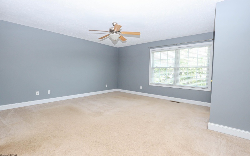 1010 Canyon Drive, Morgantown, West Virginia 26508, 2 Bedrooms Bedrooms, 5 Rooms Rooms,2 BathroomsBathrooms,Single Family Attached,For Sale,Canyon,0,10166017
