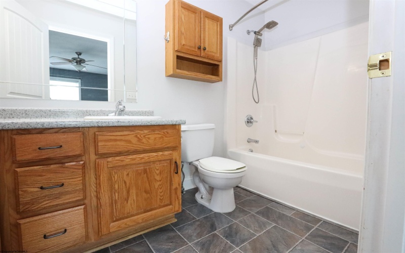 1010 Canyon Drive, Morgantown, West Virginia 26508, 2 Bedrooms Bedrooms, 5 Rooms Rooms,2 BathroomsBathrooms,Single Family Attached,For Sale,Canyon,0,10166017