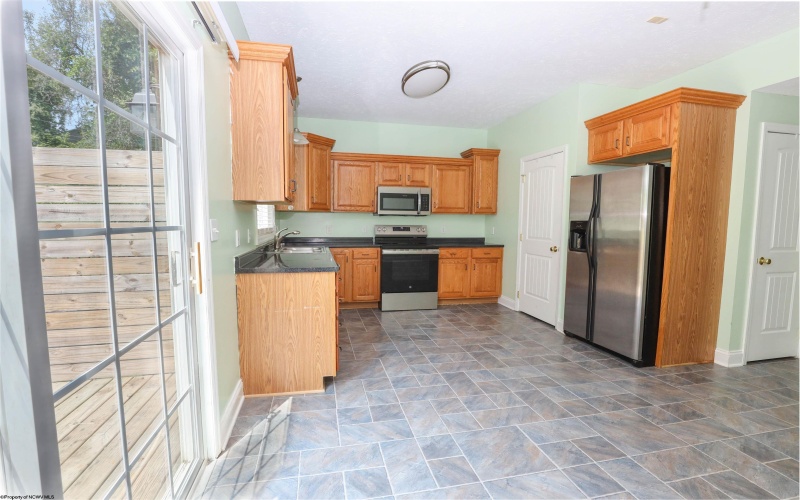 1010 Canyon Drive, Morgantown, West Virginia 26508, 2 Bedrooms Bedrooms, 5 Rooms Rooms,2 BathroomsBathrooms,Single Family Attached,For Sale,Canyon,0,10166017