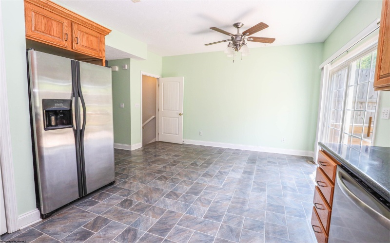 1010 Canyon Drive, Morgantown, West Virginia 26508, 2 Bedrooms Bedrooms, 5 Rooms Rooms,2 BathroomsBathrooms,Single Family Attached,For Sale,Canyon,0,10166017