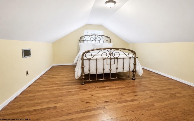 1130 Mozart Road, Wheeling, West Virginia 26003, 3 Bedrooms Bedrooms, 7 Rooms Rooms,1 BathroomBathrooms,Single Family Detached,For Sale,Mozart,0,10166020