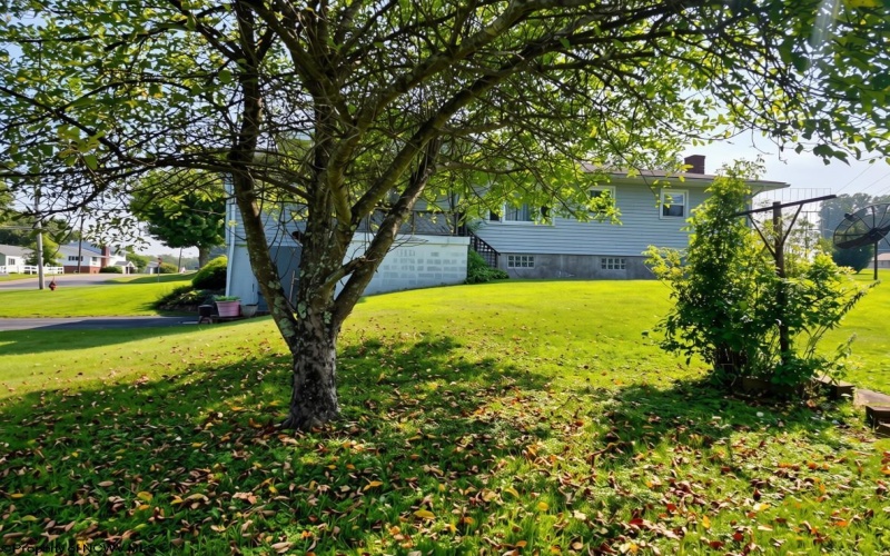 105 Grandview Street, Kingwood, West Virginia 26537, 3 Bedrooms Bedrooms, 6 Rooms Rooms,1 BathroomBathrooms,Single Family Detached,For Sale,Grandview,0,10166019 105 Grandview Street, Kingwood, West Virginia 26537, 3 Bedrooms Bedrooms, 6 Rooms Rooms,1 BathroomBathrooms,Single Family Detached,For Sale,Grandview,0,10166019