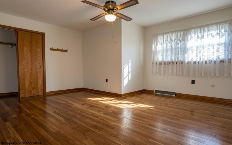 105 Grandview Street, Kingwood, West Virginia 26537, 3 Bedrooms Bedrooms, 6 Rooms Rooms,1 BathroomBathrooms,Single Family Detached,For Sale,Grandview,0,10166019 105 Grandview Street, Kingwood, West Virginia 26537, 3 Bedrooms Bedrooms, 6 Rooms Rooms,1 BathroomBathrooms,Single Family Detached,For Sale,Grandview,0,10166019
