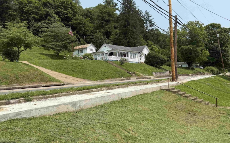 245 Main Street, Salem, West Virginia 26426, 3 Bedrooms Bedrooms, 5 Rooms Rooms,2 BathroomsBathrooms,Single Family Detached,For Sale,Main,0,10166024
