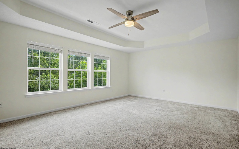 528 Turquoise Lane, Morgantown, West Virginia 26508, 3 Bedrooms Bedrooms, 7 Rooms Rooms,2 BathroomsBathrooms,Single Family Attached,For Sale,Turquoise,0,10166040