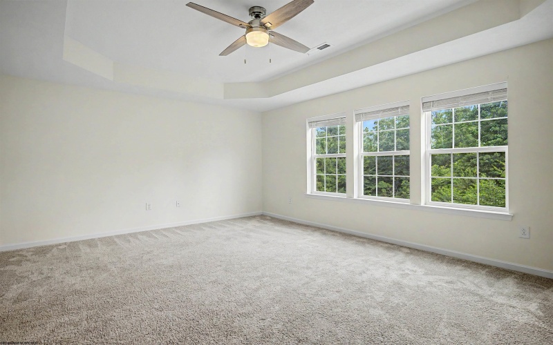 528 Turquoise Lane, Morgantown, West Virginia 26508, 3 Bedrooms Bedrooms, 7 Rooms Rooms,2 BathroomsBathrooms,Single Family Attached,For Sale,Turquoise,0,10166040