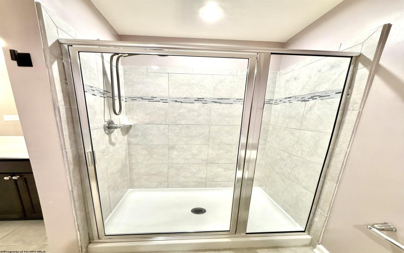 528 Turquoise Lane, Morgantown, West Virginia 26508, 3 Bedrooms Bedrooms, 7 Rooms Rooms,2 BathroomsBathrooms,Single Family Attached,For Sale,Turquoise,0,10166040