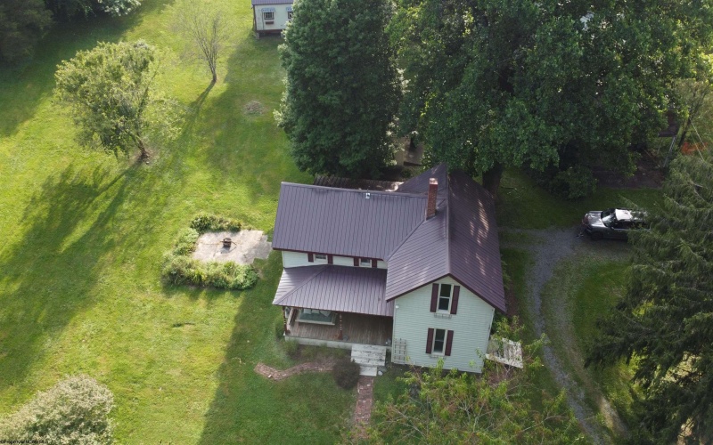 320 Tunnelton Street, Kingwood, West Virginia 26537, 3 Bedrooms Bedrooms, 8 Rooms Rooms,1 BathroomBathrooms,Single Family Detached,For Sale,Tunnelton,0,10166045 320 Tunnelton Street, Kingwood, West Virginia 26537, 3 Bedrooms Bedrooms, 8 Rooms Rooms,1 BathroomBathrooms,Single Family Detached,For Sale,Tunnelton,0,10166045