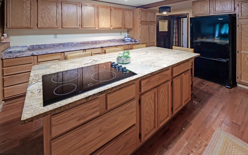 26032 Veterans Memorial Highway, Terra Alta, West Virginia 26764, 4 Bedrooms Bedrooms, 49 Rooms Rooms,3 BathroomsBathrooms,Single Family Detached,For Sale,Veterans Memorial,0,10166042