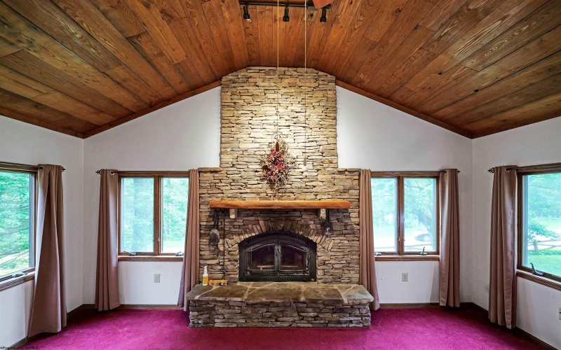 26032 Veterans Memorial Highway, Terra Alta, West Virginia 26764, 4 Bedrooms Bedrooms, 49 Rooms Rooms,3 BathroomsBathrooms,Single Family Detached,For Sale,Veterans Memorial,0,10166042