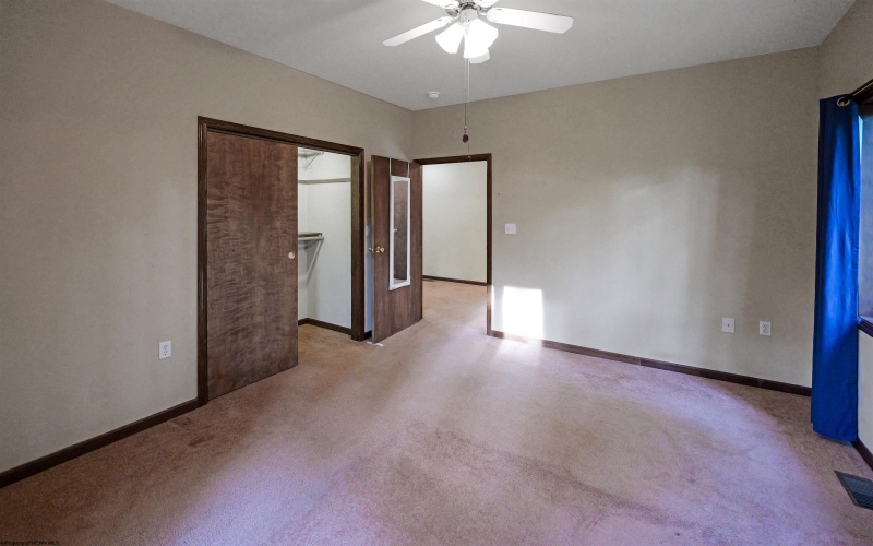 26032 Veterans Memorial Highway, Terra Alta, West Virginia 26764, 4 Bedrooms Bedrooms, 49 Rooms Rooms,3 BathroomsBathrooms,Single Family Detached,For Sale,Veterans Memorial,0,10166042