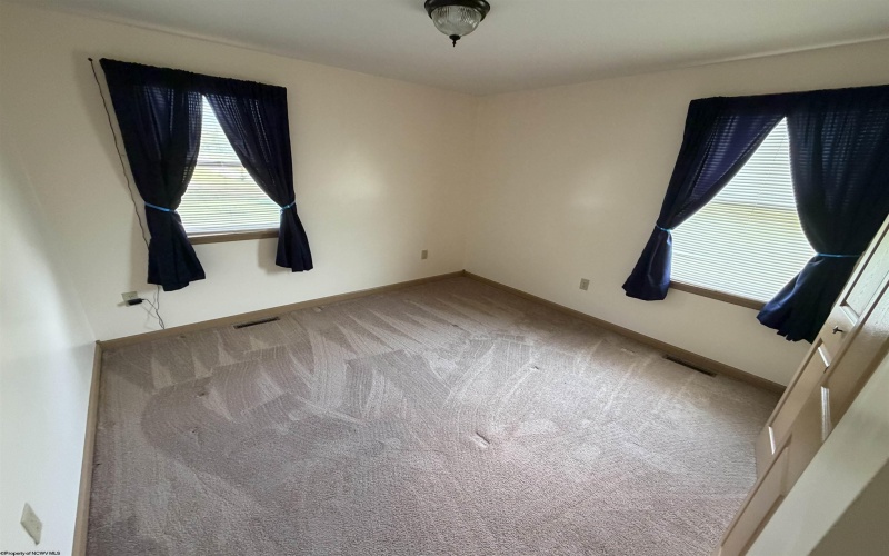 38 Hollister Drive, Beverly, West Virginia 26253, 3 Bedrooms Bedrooms, 7 Rooms Rooms,1 BathroomBathrooms,Single Family Detached,For Sale,Hollister,0,10166027