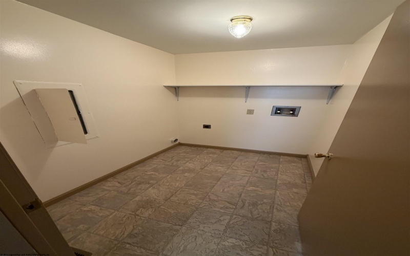 38 Hollister Drive, Beverly, West Virginia 26253, 3 Bedrooms Bedrooms, 7 Rooms Rooms,1 BathroomBathrooms,Single Family Detached,For Sale,Hollister,0,10166027