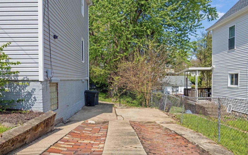 451 Melrose Street, Morgantown, West Virginia 26505, 3 Bedrooms Bedrooms, 6 Rooms Rooms,1 BathroomBathrooms,Single Family Detached,For Sale,Melrose,0,10166039