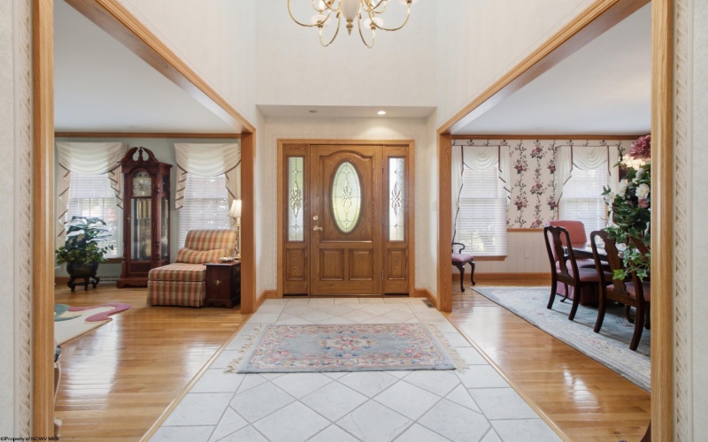 490 Pocahontas Avenue, Morgantown, West Virginia 26505, 4 Bedrooms Bedrooms, 9 Rooms Rooms,4 BathroomsBathrooms,Single Family Detached,For Sale,Pocahontas,0,10166030