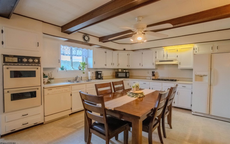 60 Stadium Road, Fredericktown, Pennsylvania 15348, 3 Bedrooms Bedrooms, 9 Rooms Rooms,2 BathroomsBathrooms,Single Family Detached,For Sale,Stadium,0,10166041