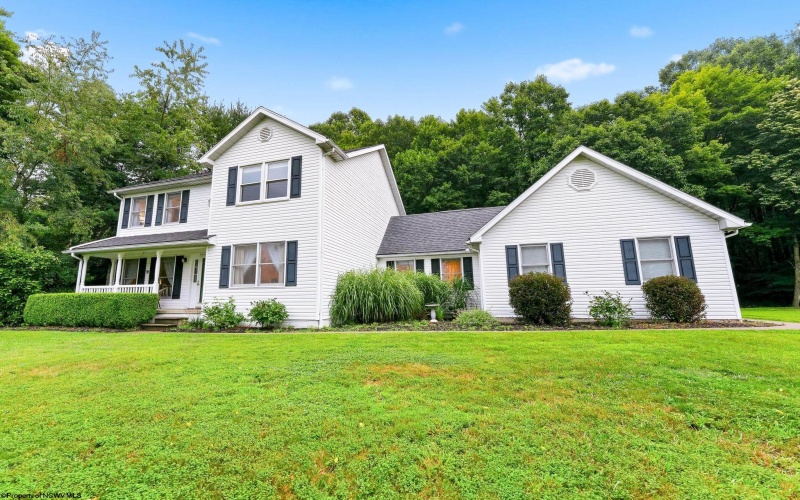1416 Arcadia Drive, Fairmont, West Virginia 26554, 3 Bedrooms Bedrooms, 8 Rooms Rooms,2 BathroomsBathrooms,Single Family Detached,For Sale,Arcadia,0,10166054